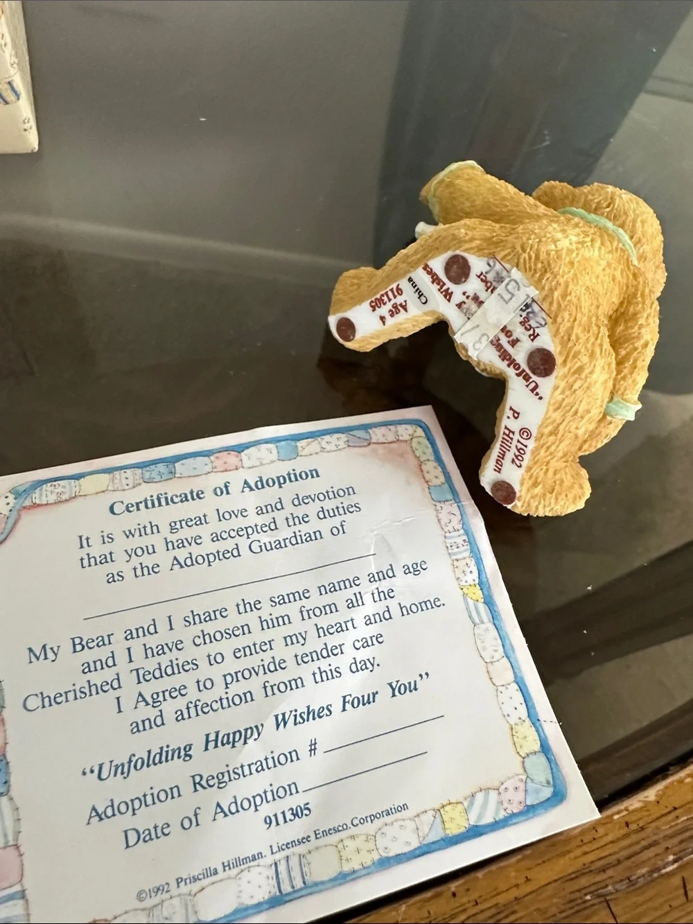 Cherished Teddies Tan Bear Figurine with Green Hat and Garland